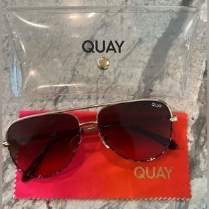 QUAY //  High Key Mini 126 2 tone gold tortoise aviators, excellent condition